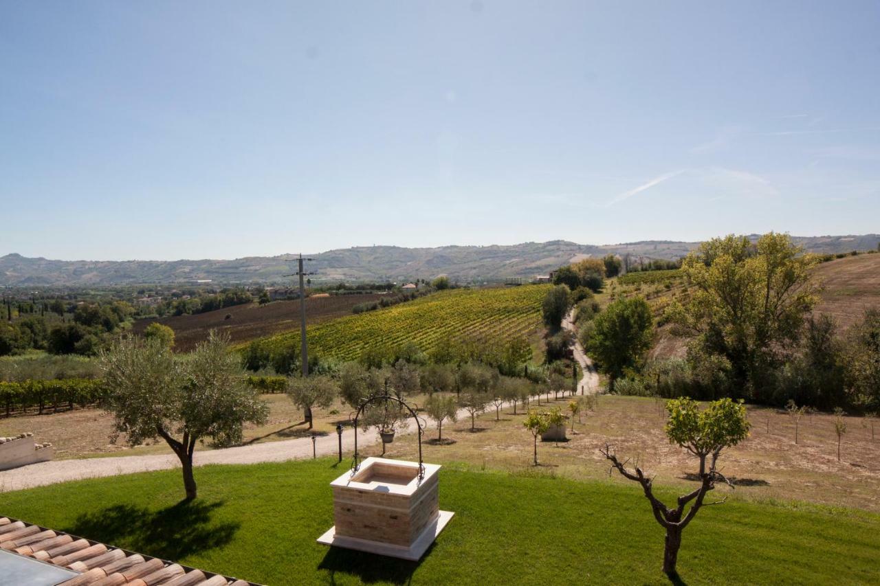 B&B L' Antica Fonte Spinetoli Luaran gambar