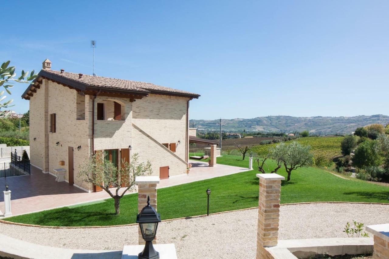 B&B L' Antica Fonte Spinetoli Luaran gambar